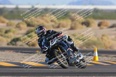 media/Nov-06-2023-Moto Forza (Mon) [[ce023d0744]]/3-Intermediate Group/Session 5 (Turn 4)/